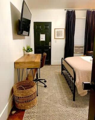 Spacious 4Br Retreat In The Heart Of Lafayette Exterior foto